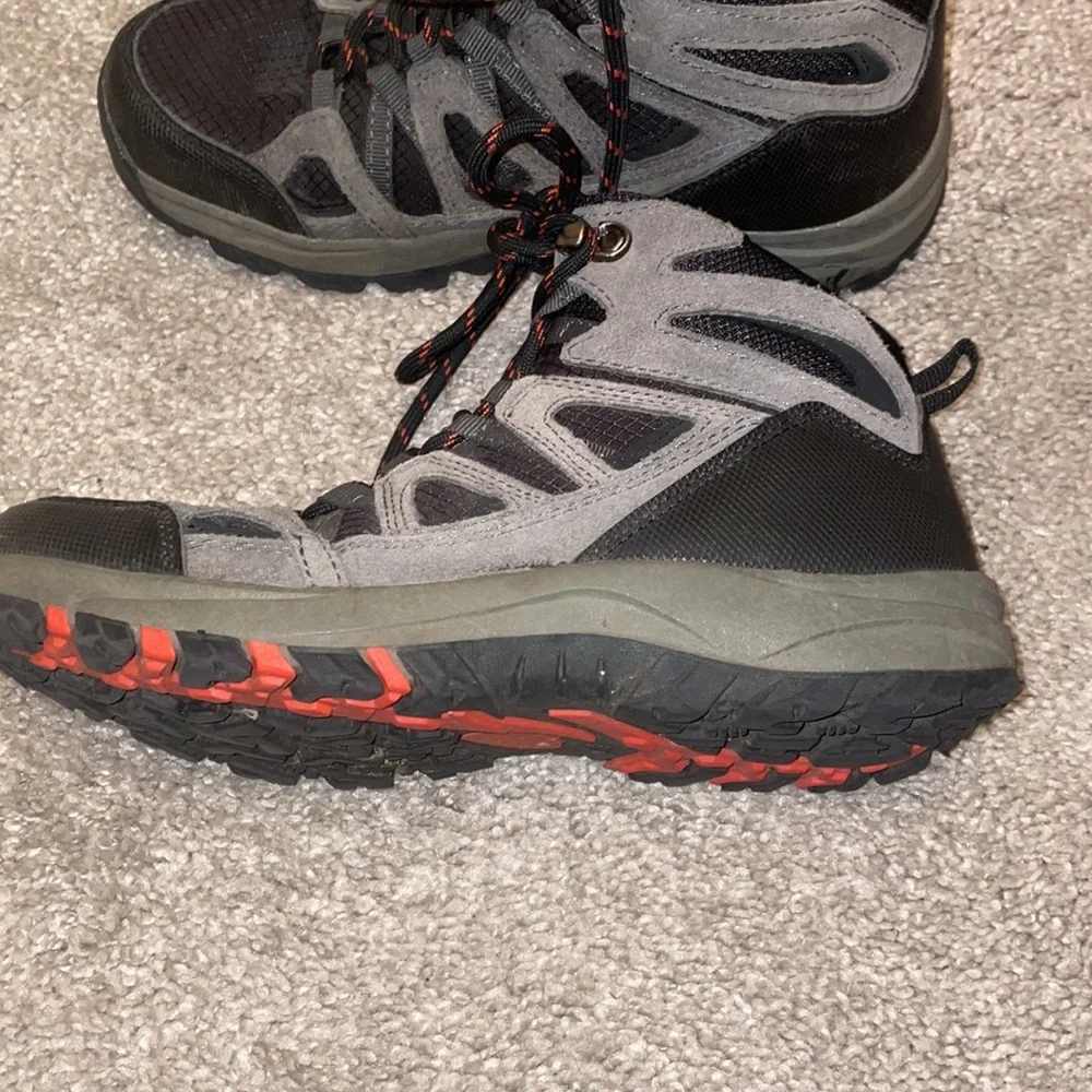 Cat and Jack youth size 4 gray hiking boots